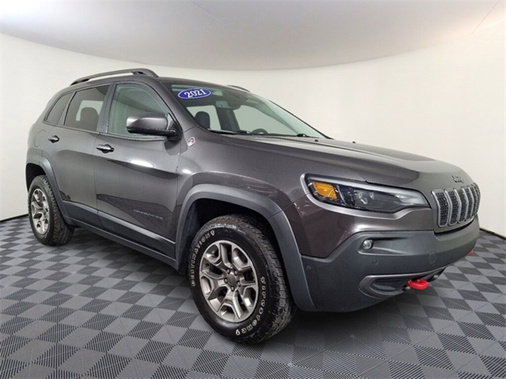 Used 2021 Jeep Cherokee Trailhawk SUV