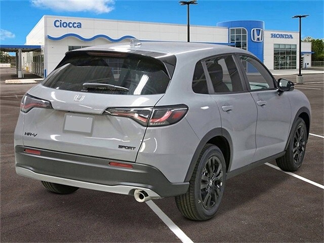 2026 Honda HR-V Sport photo 4