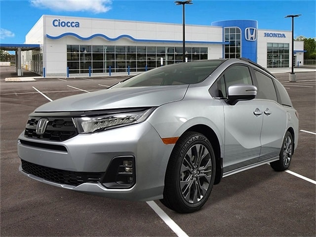 2026 Honda Odyssey Touring's photo