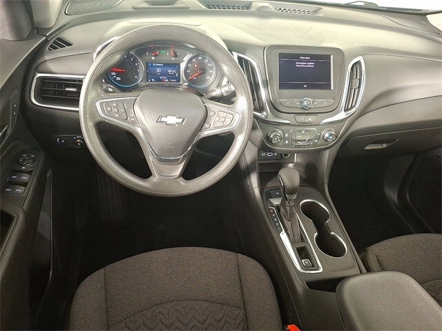 2023 Chevrolet Equinox photo 2