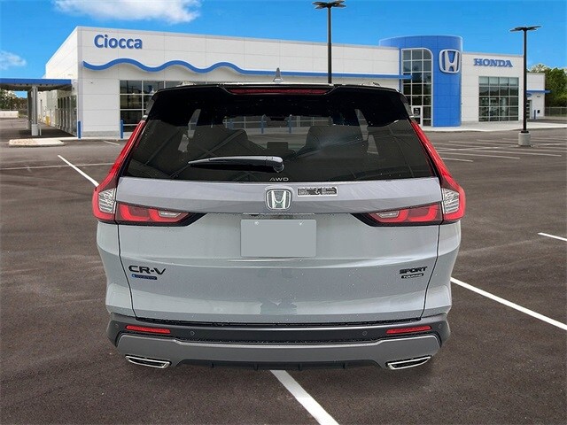 2026 Honda CR-V Hybrid Sport Touring photo 3