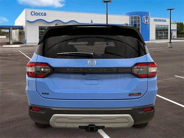 2025 Honda Pilot TrailSport photo 4