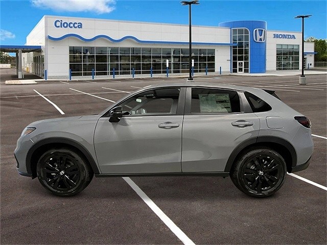 2026 Honda HR-V Sport photo 2