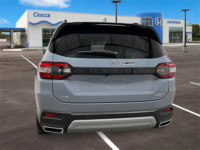 2025 Honda Pilot Touring photo 4