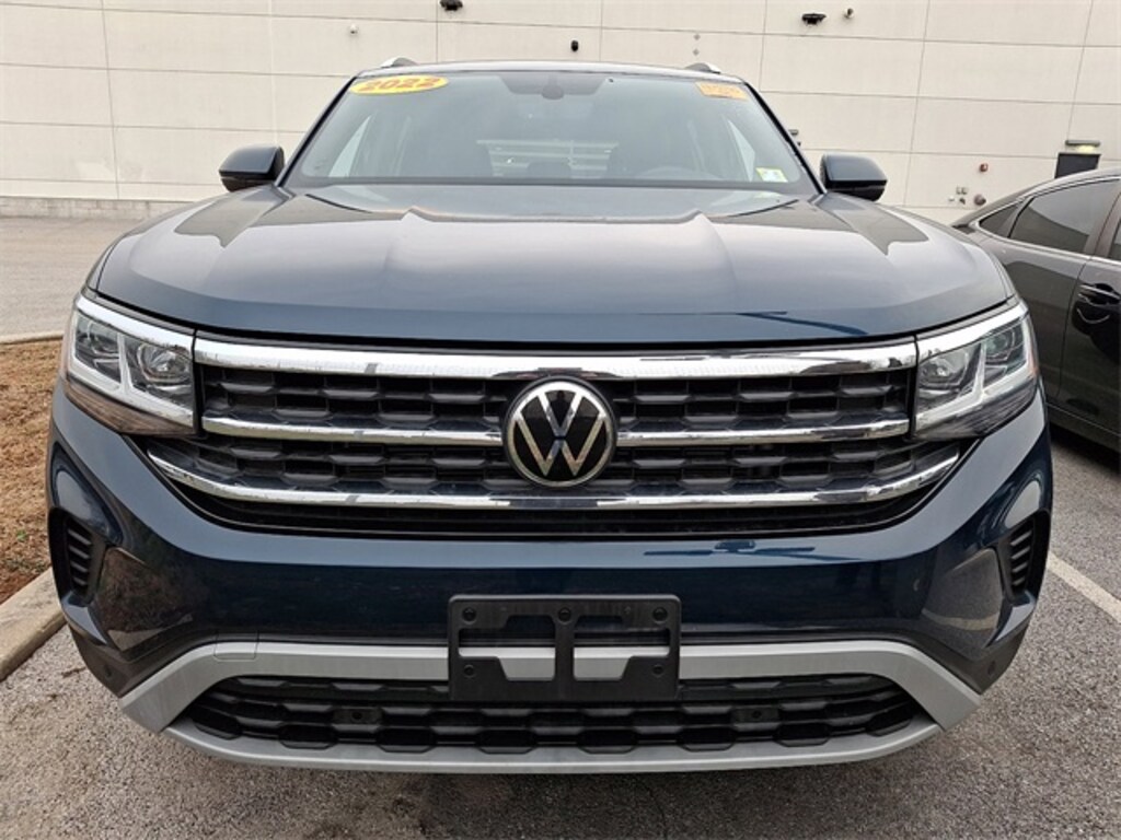 Used 2022 Volkswagen Atlas Cross Sport 2.0T SE w/Technology SUV