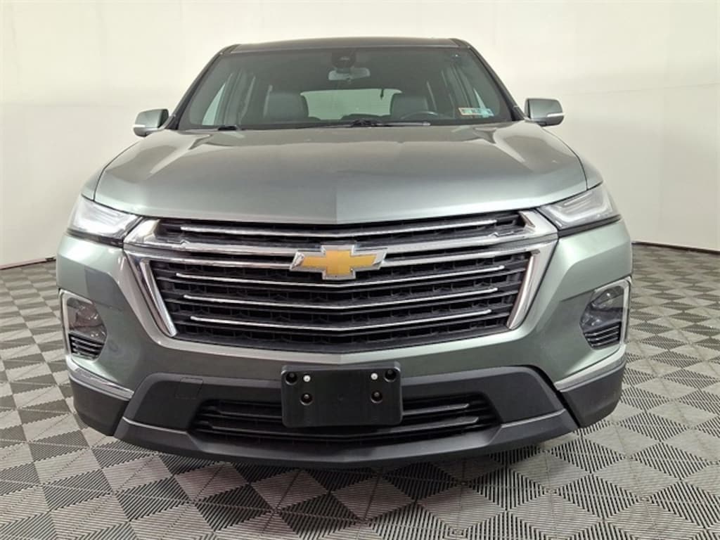Used 2022 Chevrolet Traverse LT Leather SUV