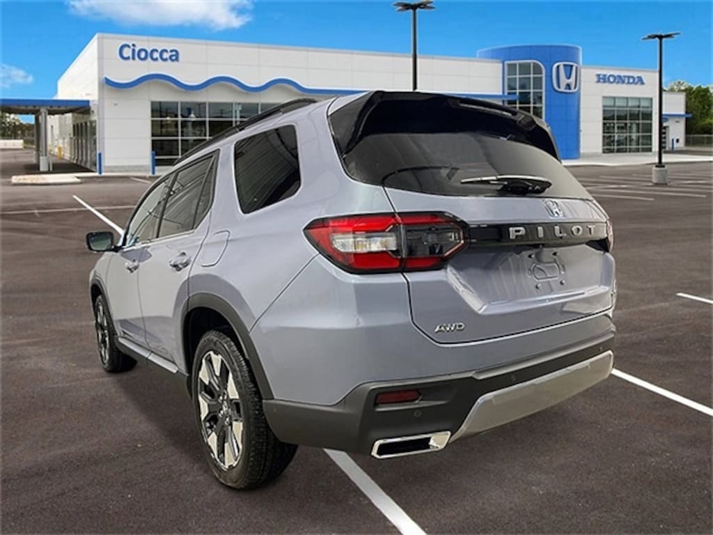 New 2026 Honda Pilot Touring SUV