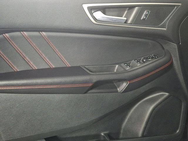 2023 Ford Edge ST-Line - Photo 14