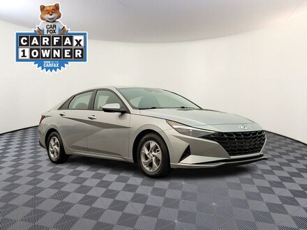 2021 Hyundai Elantra SE Sedan