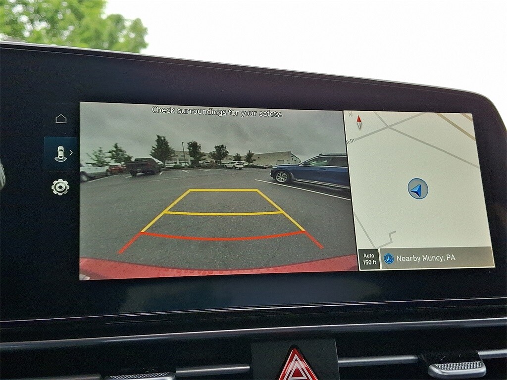 2023 Hyundai Elantra SEL photo 4