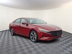 2023 Hyundai Elantra SEL Sedan