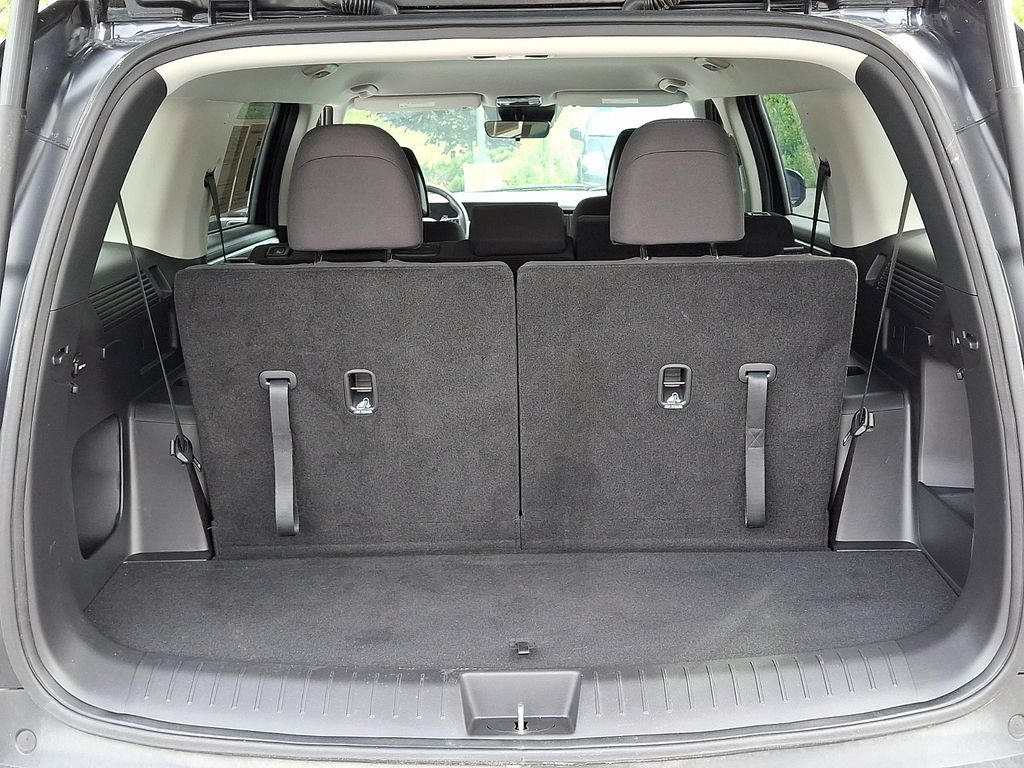 2024 Hyundai Santa Fe SE - Photo 28