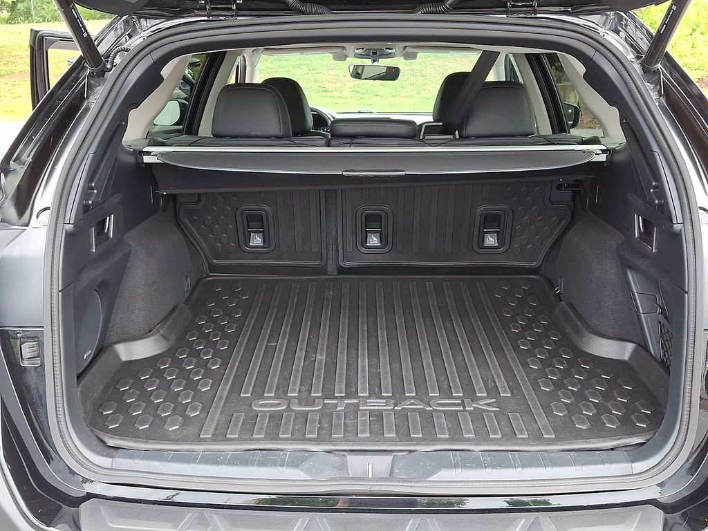 2022 Subaru Outback Limited - Photo 34