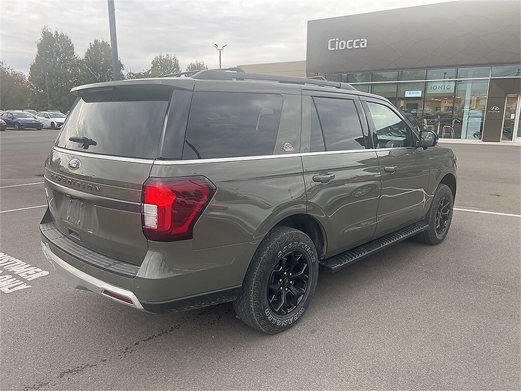 2024 Ford Expedition Timberline photo 4