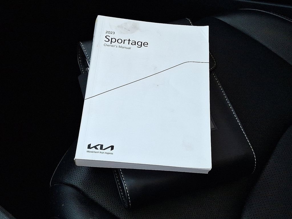 2023 Kia Sportage SX - Photo 28