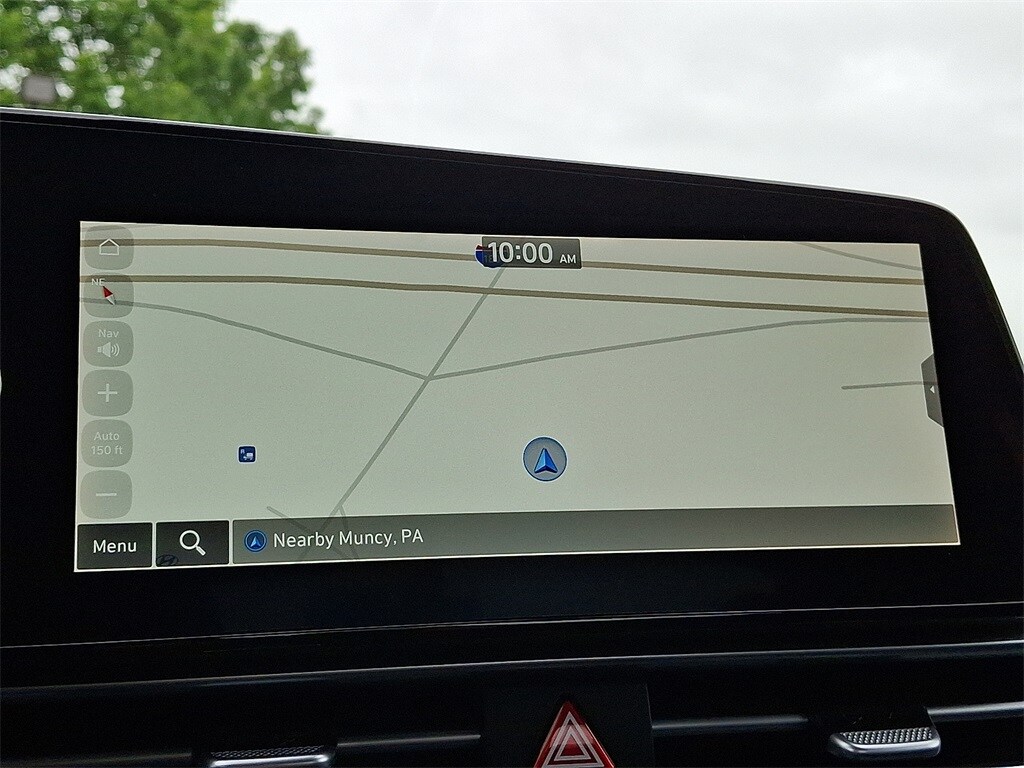 2023 Hyundai Elantra SEL photo 3