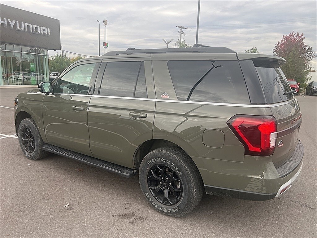 2024 Ford Expedition Timberline photo 3