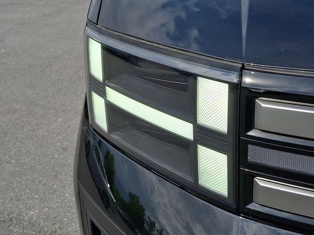2024 Hyundai Santa Fe SE - Photo 11