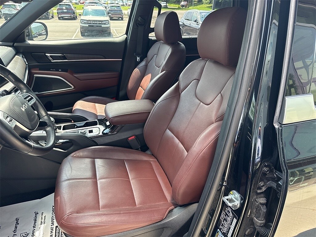 2023 Kia Telluride EX photo 3