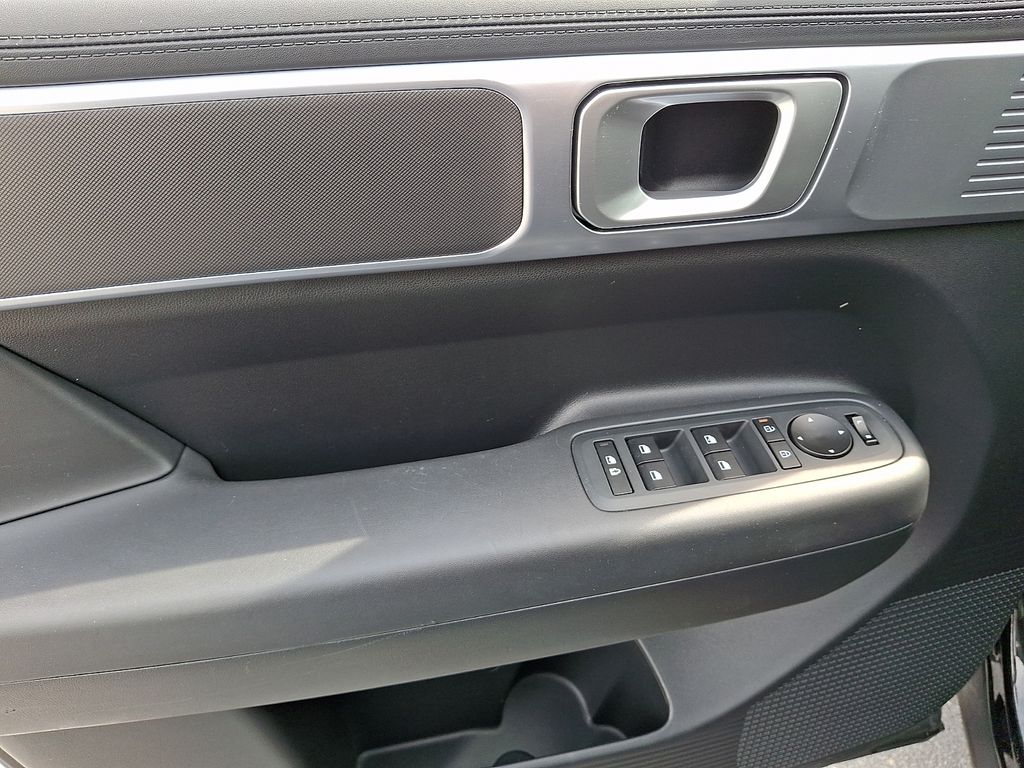 2024 Hyundai Santa Fe SE - Photo 14