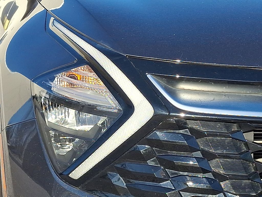 2023 Kia Sportage SX - Photo 13