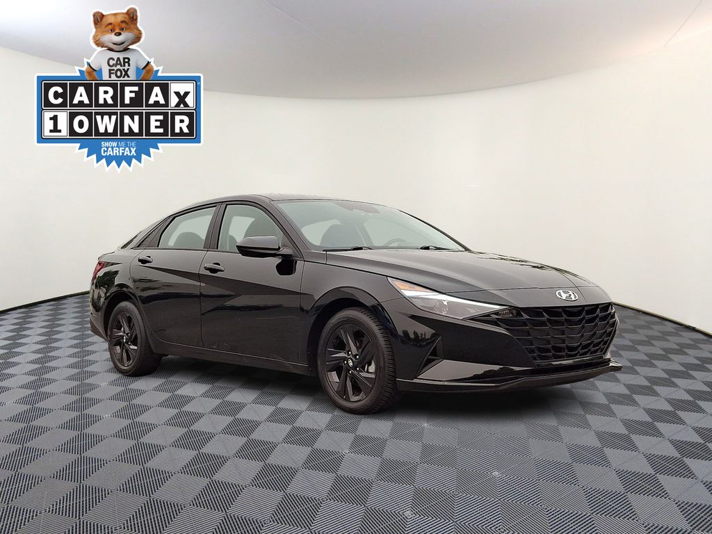 2023 Hyundai Elantra SEL Sedan for sale in Muncy PA