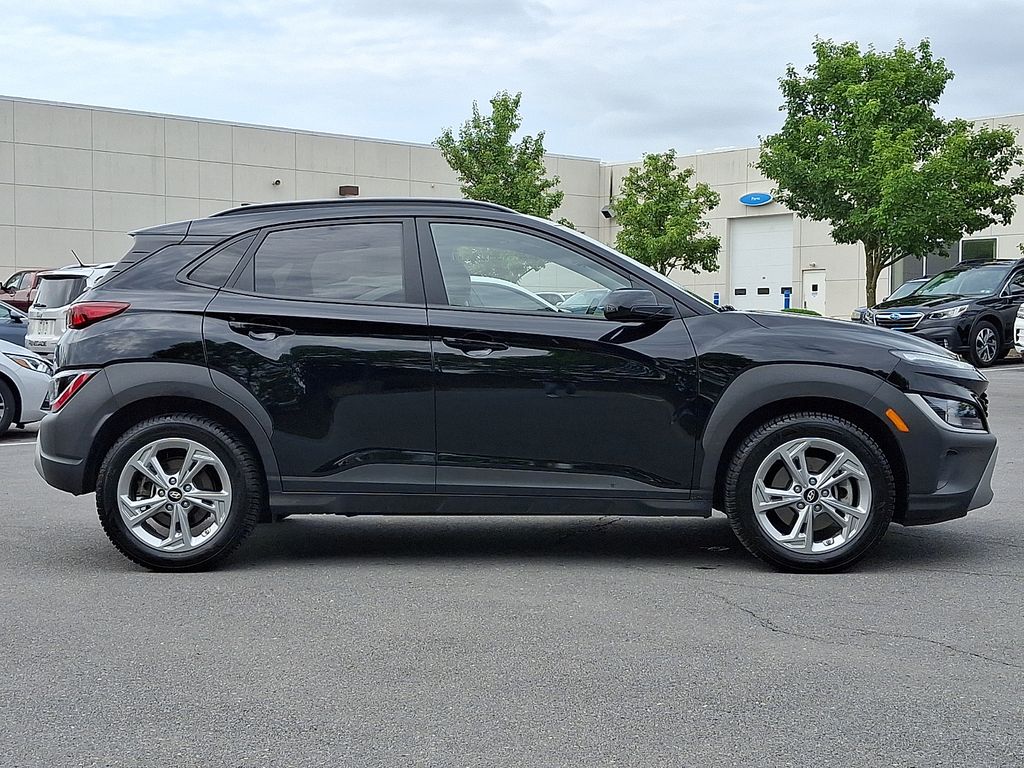 2023 Hyundai Kona SEL - Photo 10