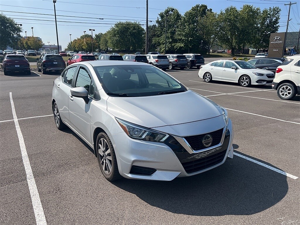 2020 Nissan Versa 1.6 SV photo 3