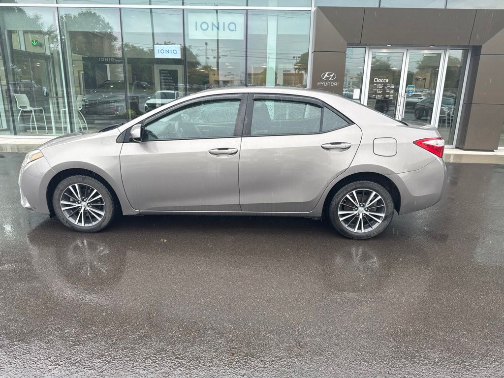 2016 Toyota Corolla LE Premium - Photo 8