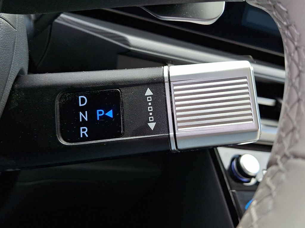 2024 Hyundai Santa Fe SEL - Photo 16