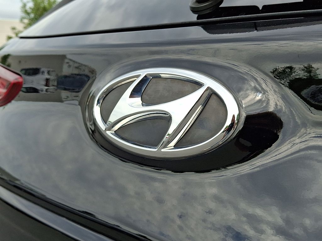 2023 Hyundai Kona SEL - Photo 31
