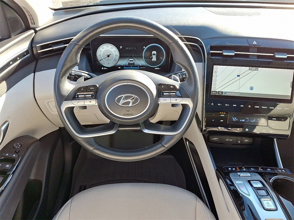 2022 Hyundai Tucson Limited photo 2