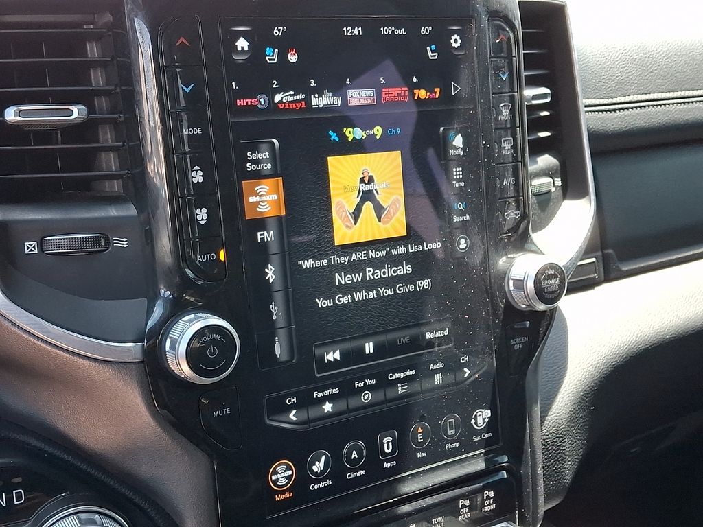 2021 RAM Ram 1500 Pickup Laramie - Photo 17