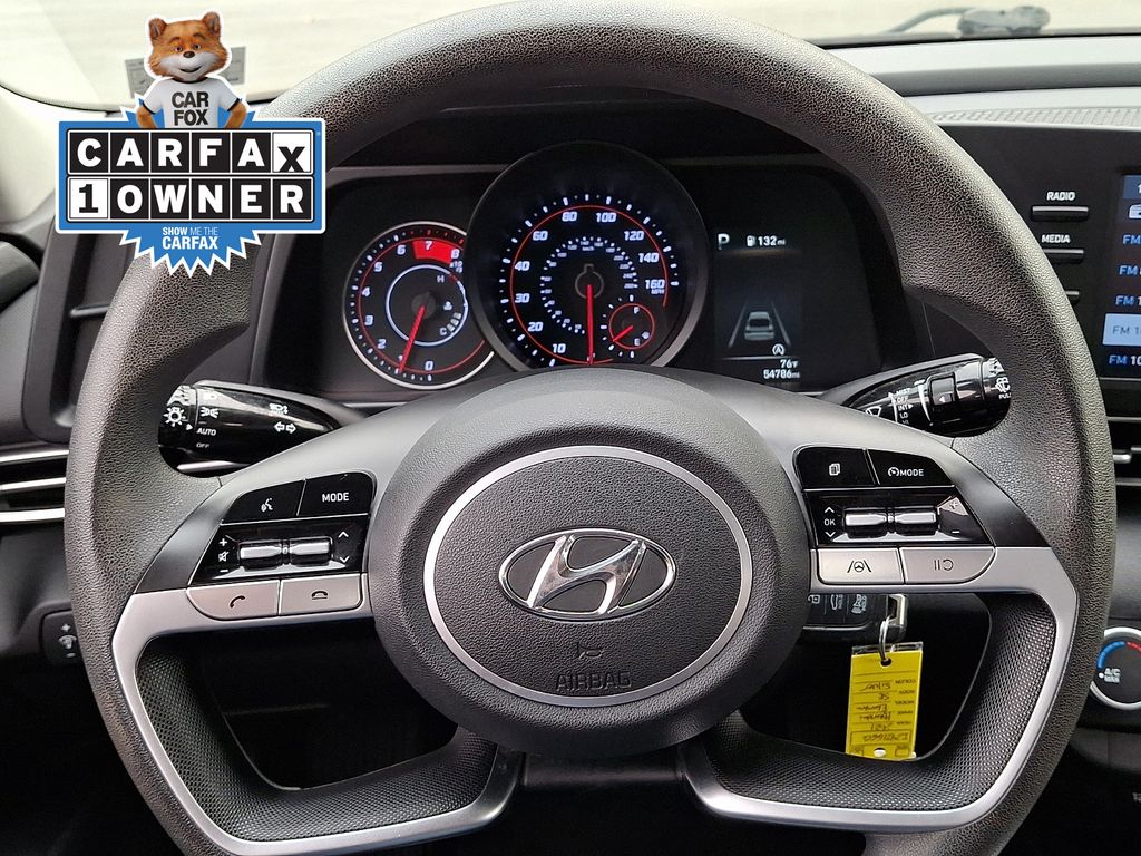2021 Hyundai Elantra SE - Photo 19