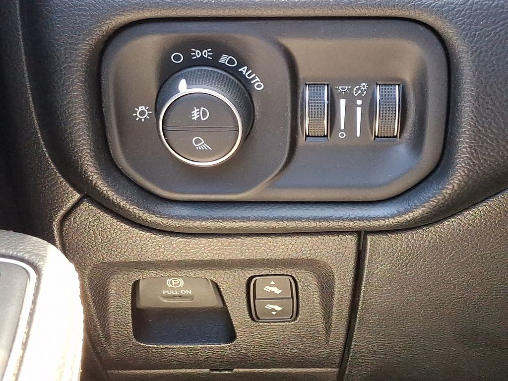 2021 RAM Ram 1500 Pickup Laramie - Photo 25
