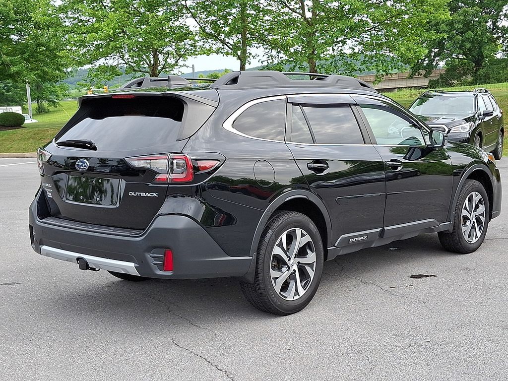 2022 Subaru Outback Limited - Photo 9