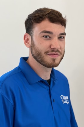 Staff member Bailey Parker from ID_1a01e7384f61
