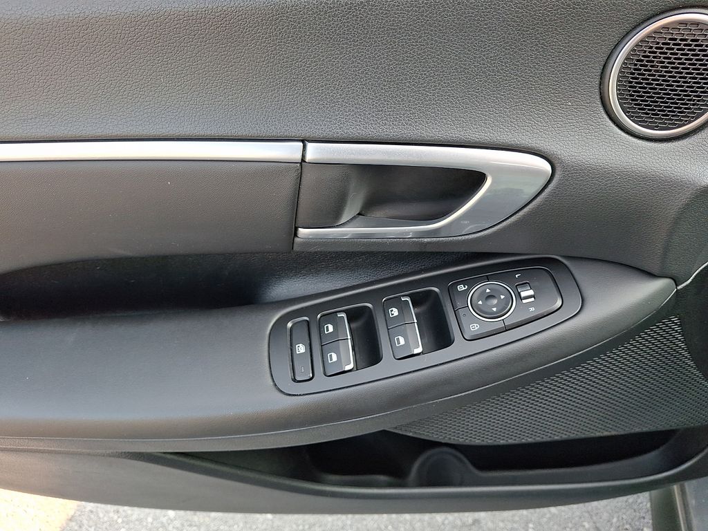2022 Hyundai Sonata Hybrid Blue - Photo 14