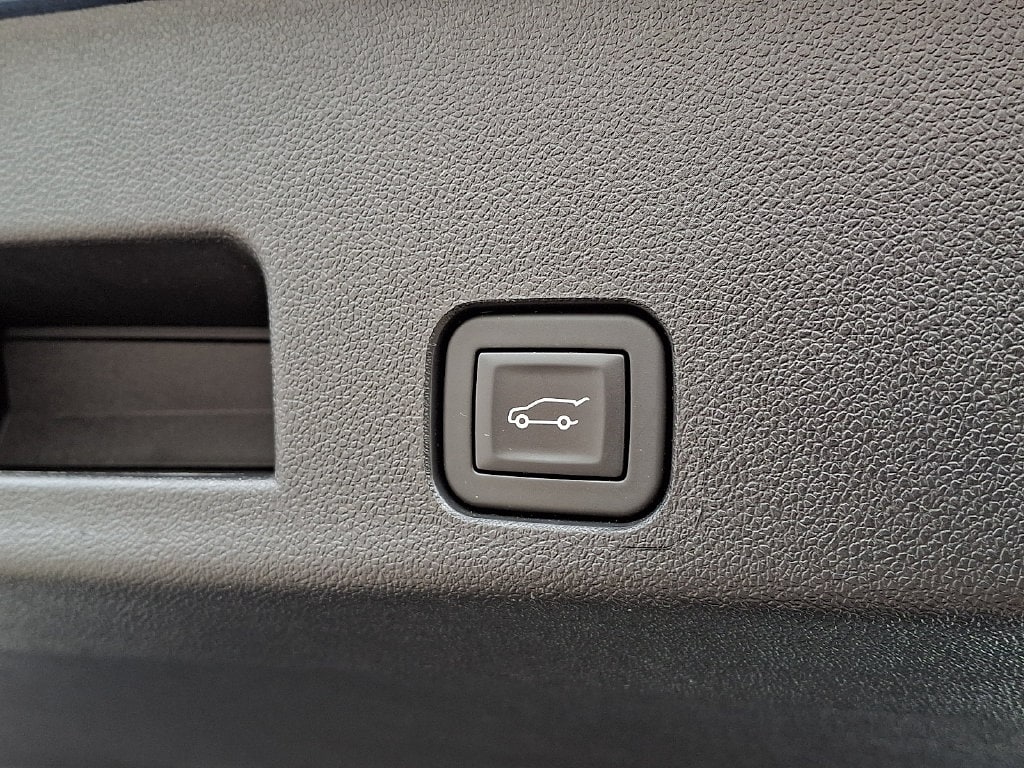 2025 Chevrolet Traverse High Country - Photo 34