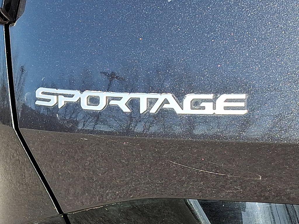 2023 Kia Sportage SX - Photo 33