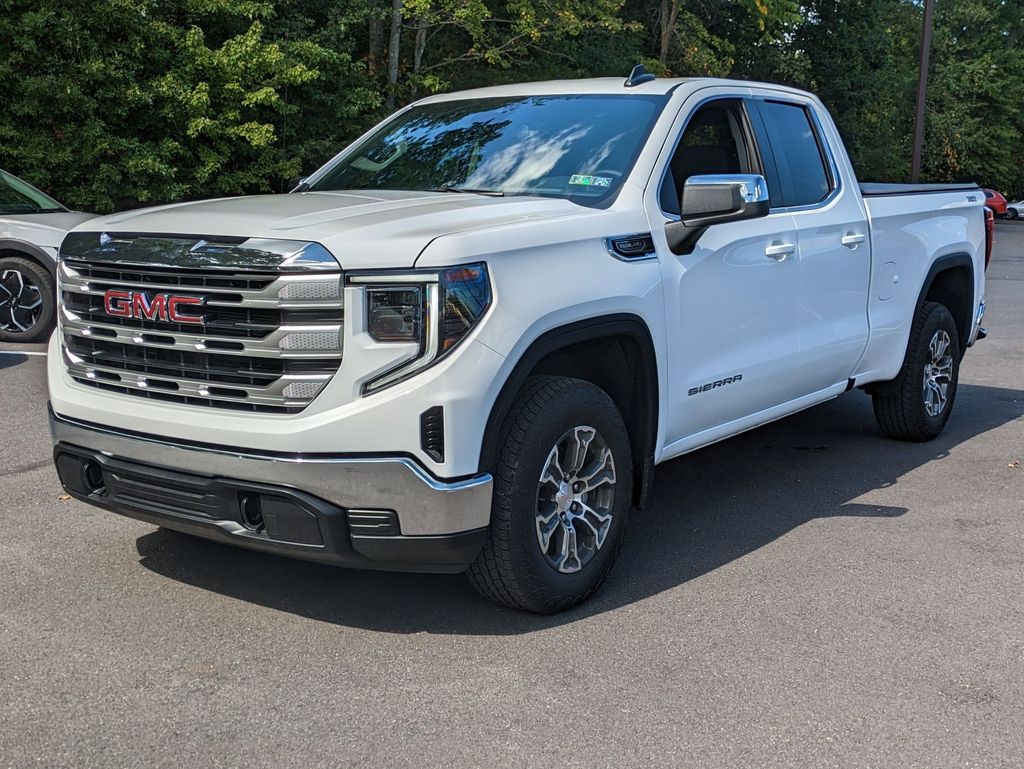 2025 Gmc Sierra 1500 SLE photo 3