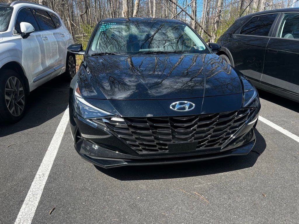 Certified 2021 Hyundai Elantra Limited Sedan