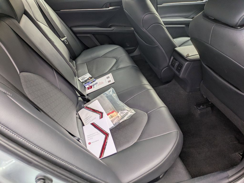 2021 Toyota Camry XSE - Photo 23