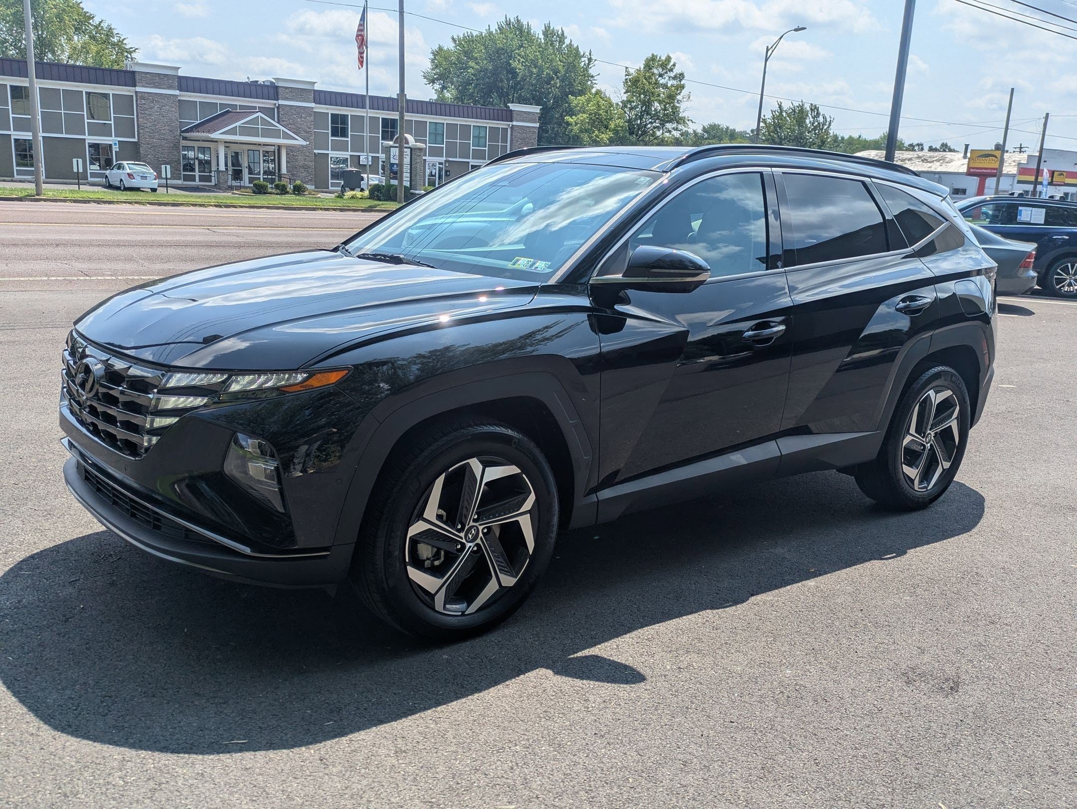 2022 Hyundai Tucson Limited photo 3