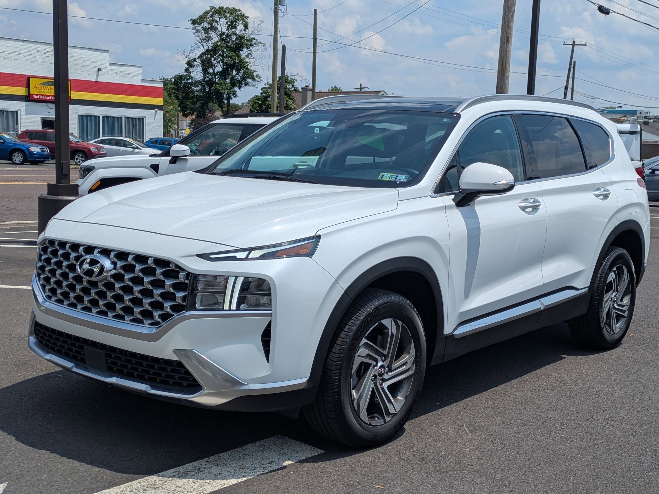 2022 Hyundai Santa Fe SEL Premium photo 3