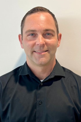 Staff member Robert Peters from ID_64ec0ec621be