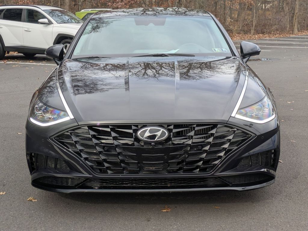 2023 Hyundai Sonata Limited photo 2