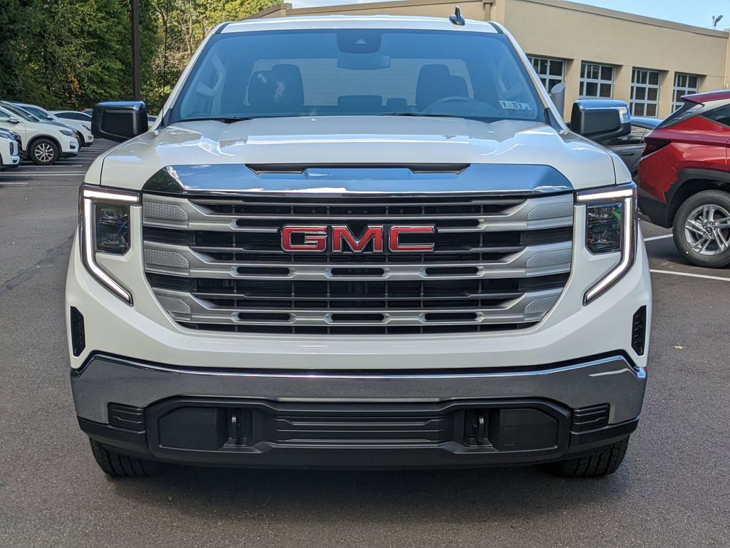 2025 Gmc Sierra 1500 SLE photo 2