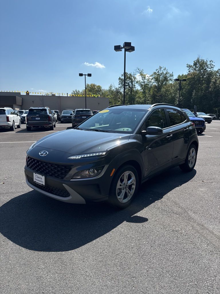2023 Hyundai Kona SEL photo 3