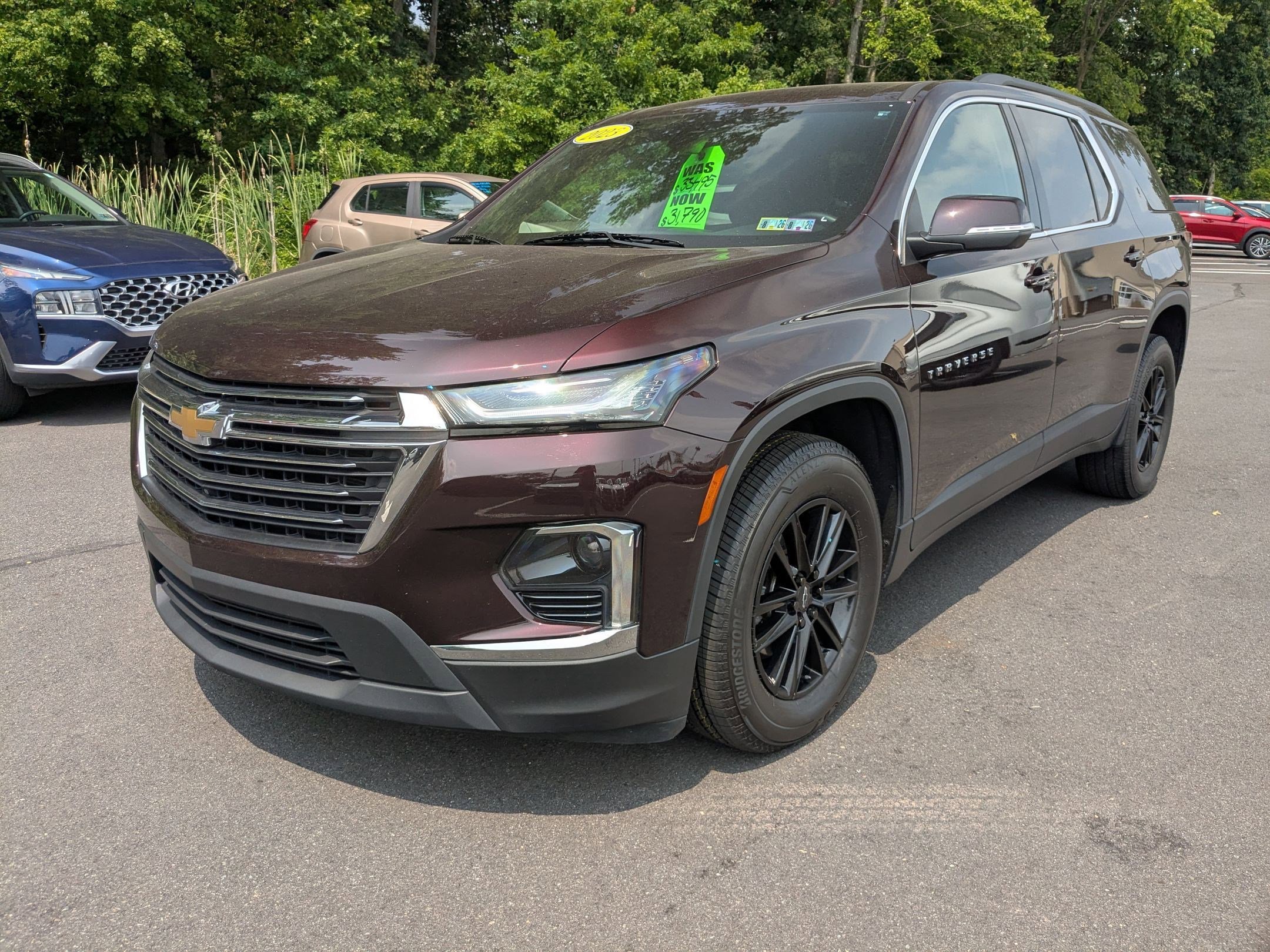 2023 Chevrolet Traverse Cloth 1LT photo 3